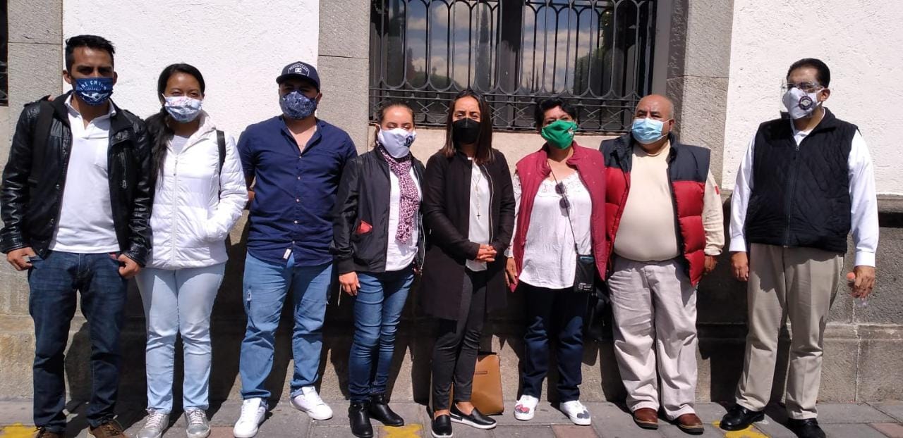 Se pronuncian activistas por ley en defensa a animales de compañía