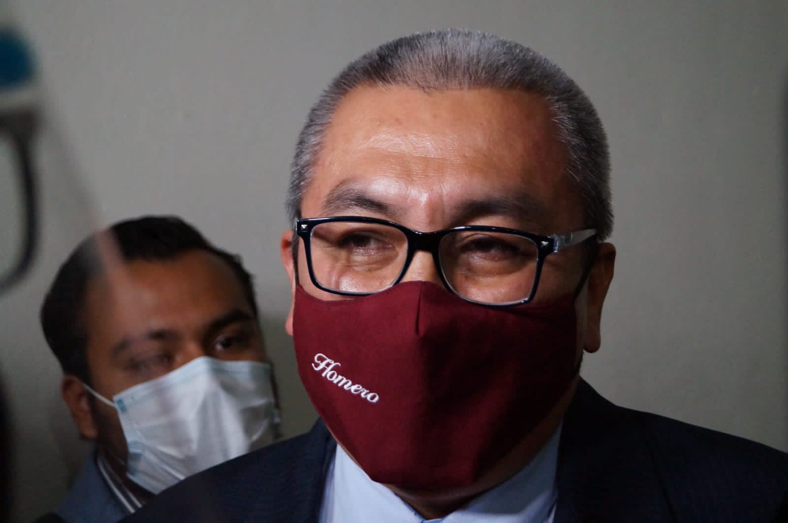 Homero Meneses omiso ante infectados y decesos por Covid en escuelas, reclaman profesores