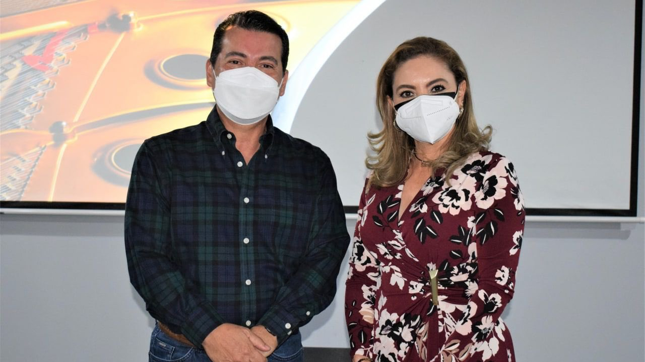 Paola Angón y Luis Alberto Arriaga continúan efectuando acercamientos para la futura entrega de recepción de San Pedro Cholula 