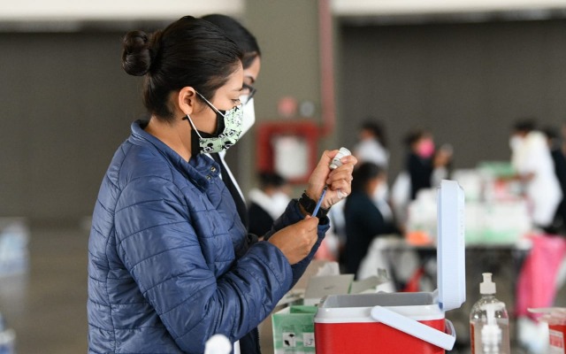 Aplicarán segundas dosis de AstraZeneca en 16 municipios de Puebla a partir del 30 de septiembre