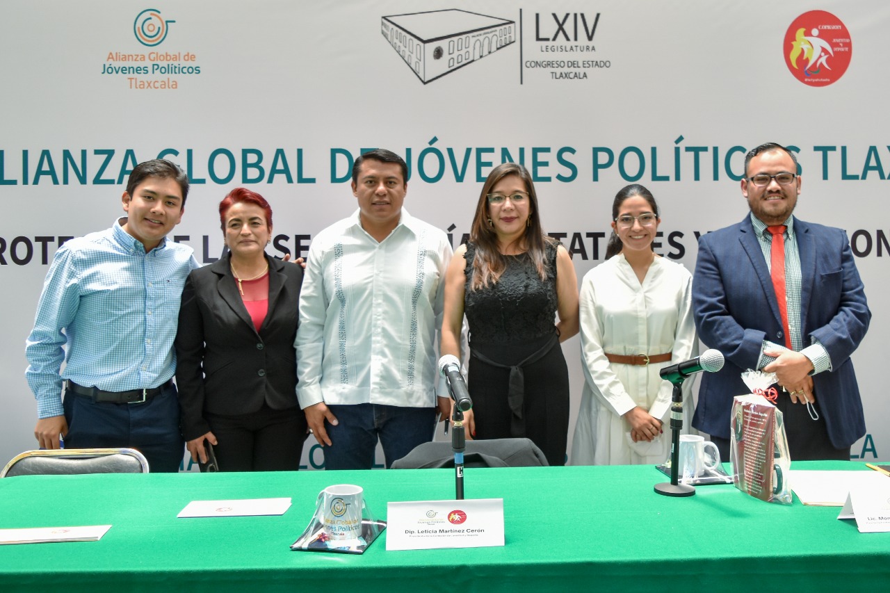 Rinde protesta Alianza Global de Jóvenes Políticos en el Congreso de Tlaxcala