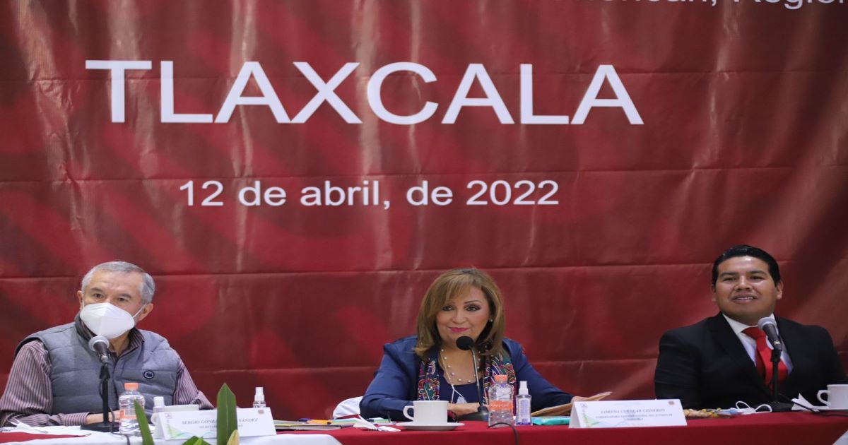 Encabezó gobernadora Lorena Cuéllar la mesa de construcción de paz y seguridad en Tetlanohcan