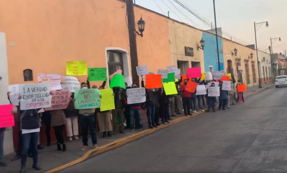 Sindicalizados del ayuntamiento de Huamantla se manifiestan en busca de sus derechos