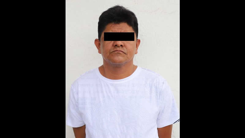 Con operativo, detienen y trasladan a "El Flaco", líder narcomenudista de la ciudad de Puebla