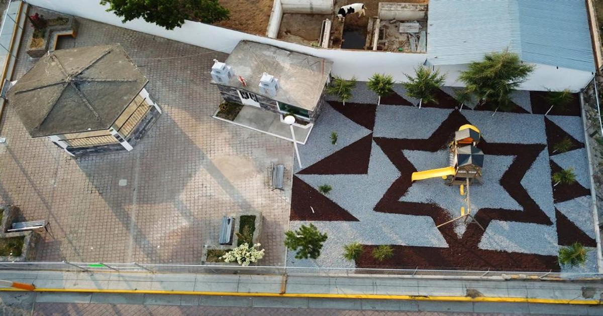 Entrega Santos Cedillo rehabilitación de parque en Yancuitlalpan