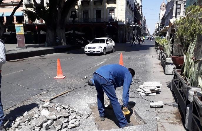 Ayuntamiento da mantenimiento a calles previó a procesión de viernes santo