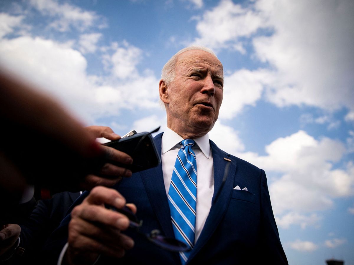 Biden autorizó 800 mdd más en ayuda militar para Ucrania