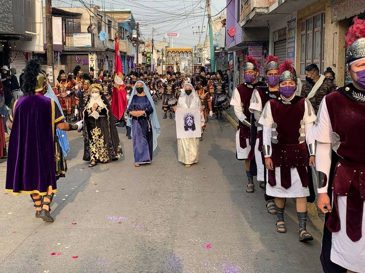 En el municipio de Chiautempan se celebra la procesión de “Las Tres Caídas”