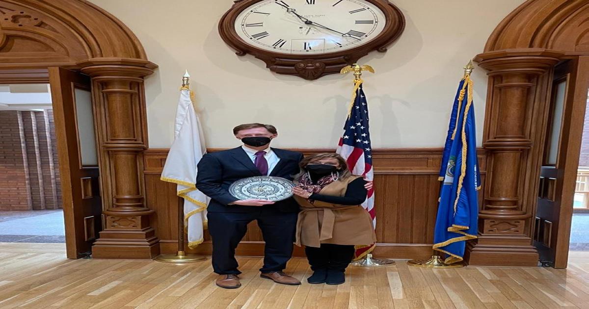 Inauguró gobernadora Lorena Cuéllar Consulado Sobre Ruedas en la biblioteca central de New Haven, Connecticut