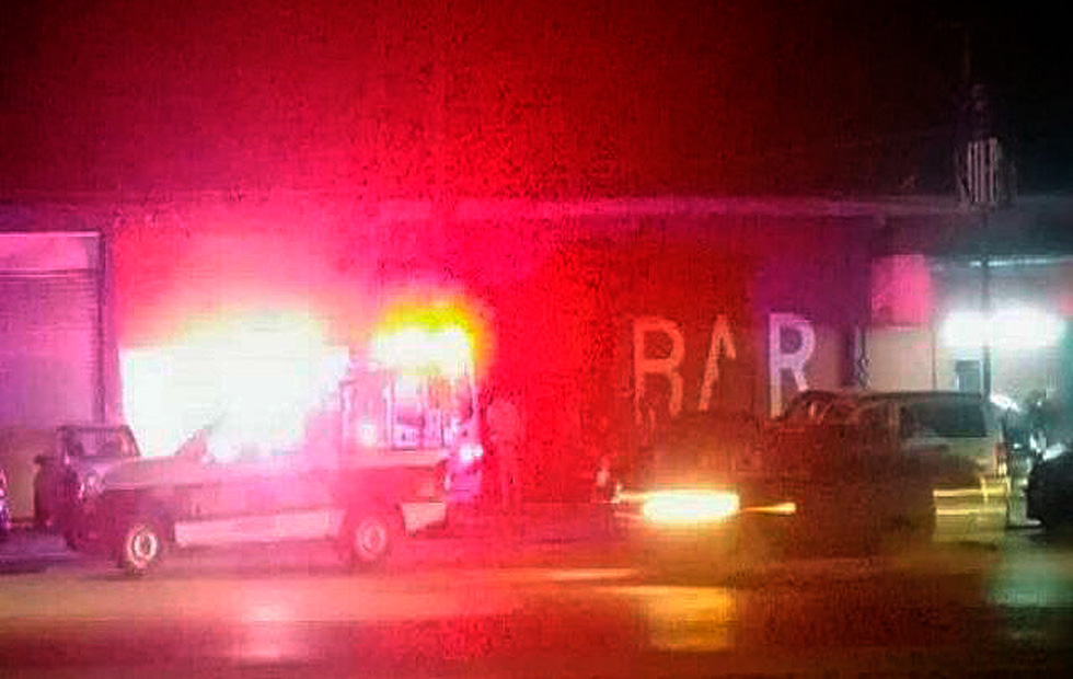 Riña entre particulares genera balacera en el bar “Pinochos” en Amozoc; hay un herido 
