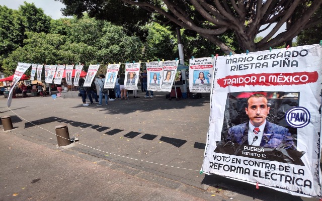 Diputados federales poblanos también denunciaron a AMLO por "campaña de odio"