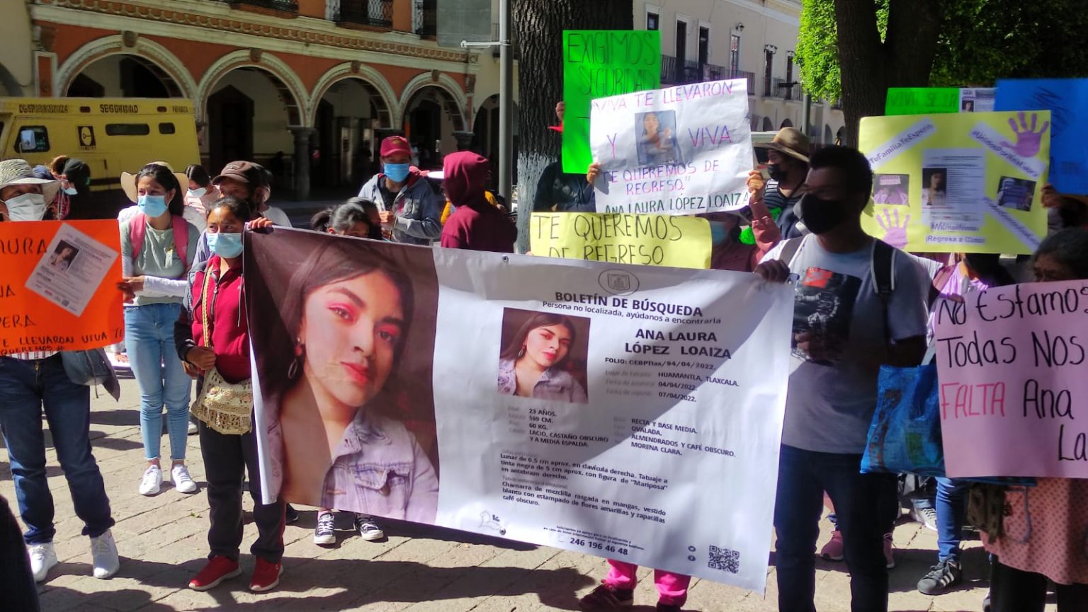 Familiares de Ana Laura realizan manifestación en el centro de Tlaxcala