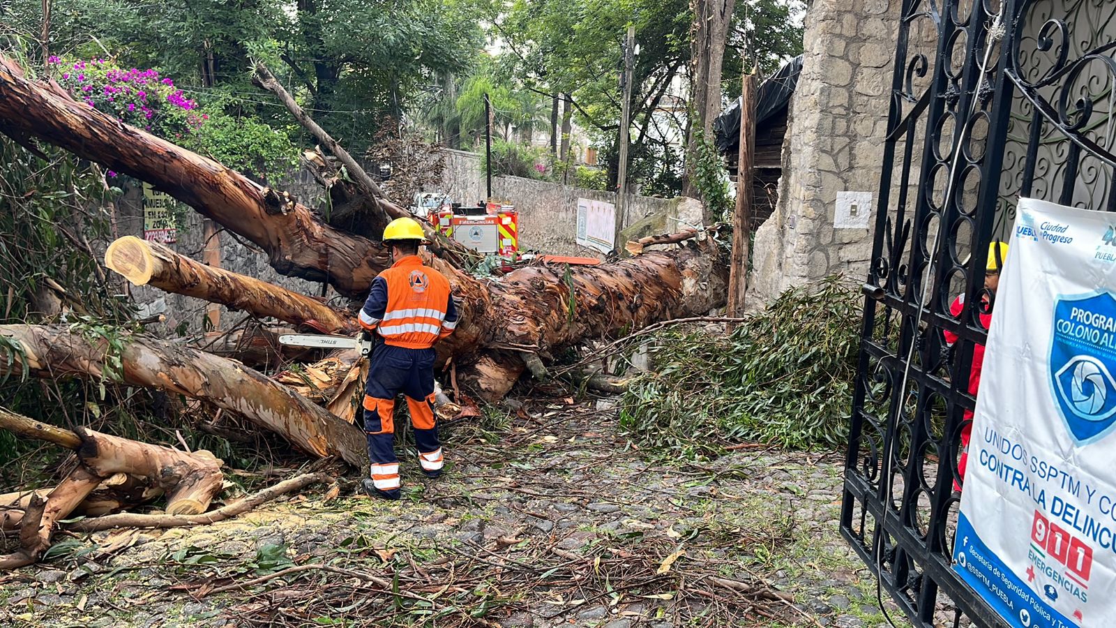 Ayuntamiento de Puebla continua con trabajos en zonas por afectadas por lluvia