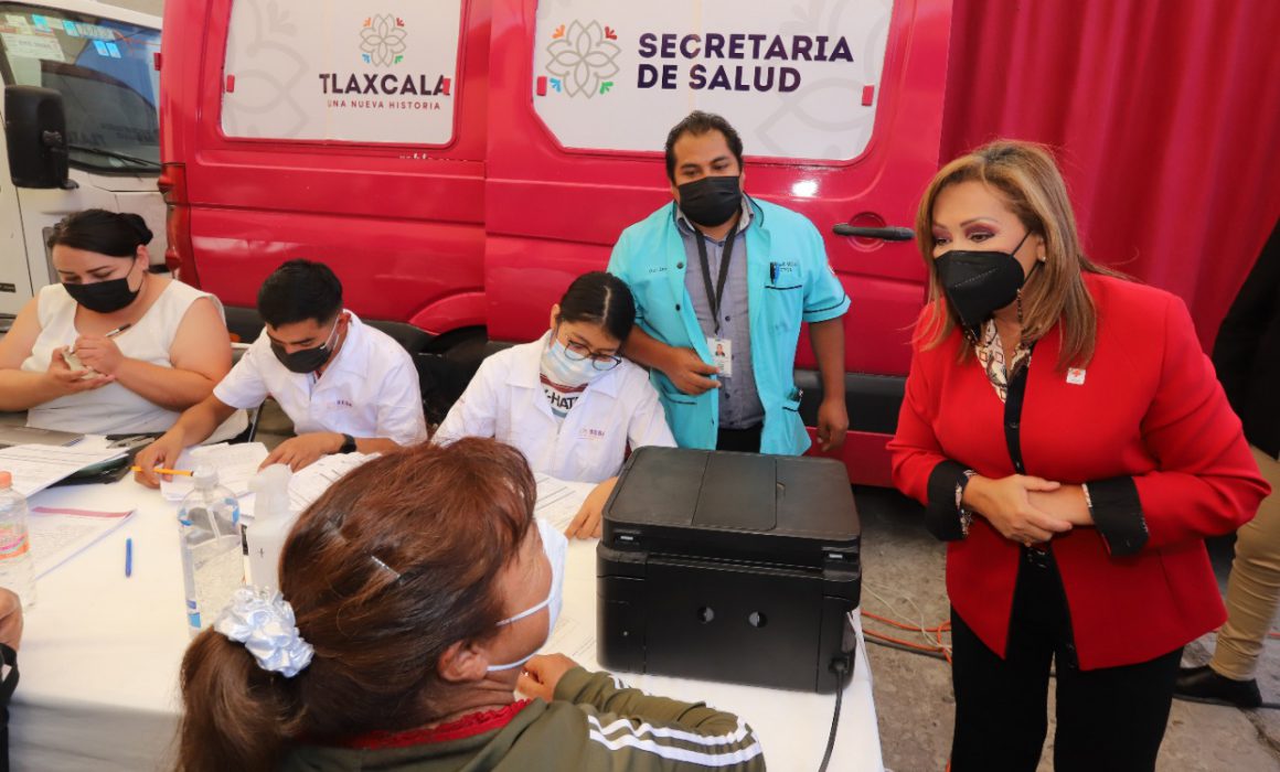 Supervisa gobernadora Jornada de mastografías y servicios de salud