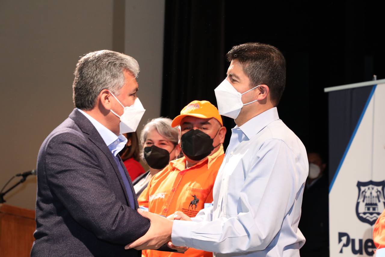 Acuerdan incremento salarial del 4.5% para trabajadores de limpia