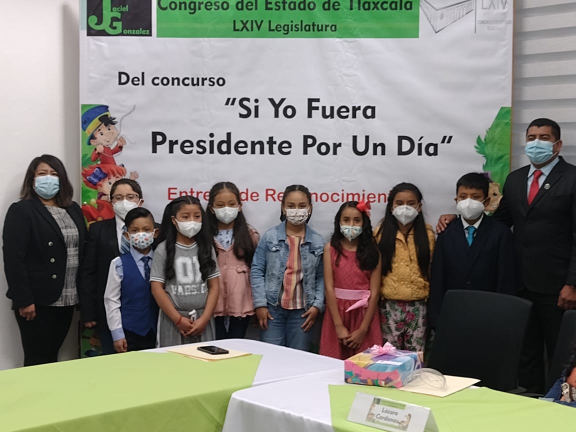 Entregan reconocimientos a niños que participaron en convocatoria del Congreso