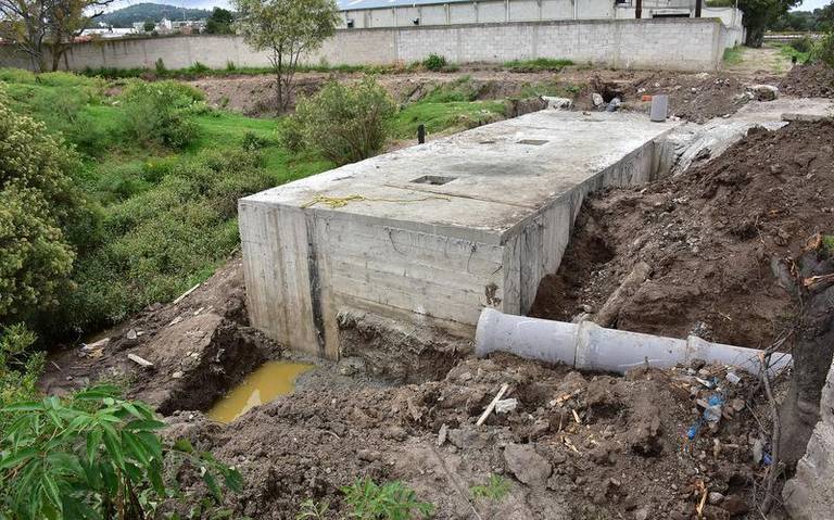 Estudiantes del Tecnológico del Altiplano de Tlaxcala buscan usar lodo de aguas residuales como abono