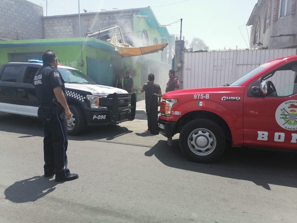Salvan a individuo de incendio en Tlaxcala Capital
