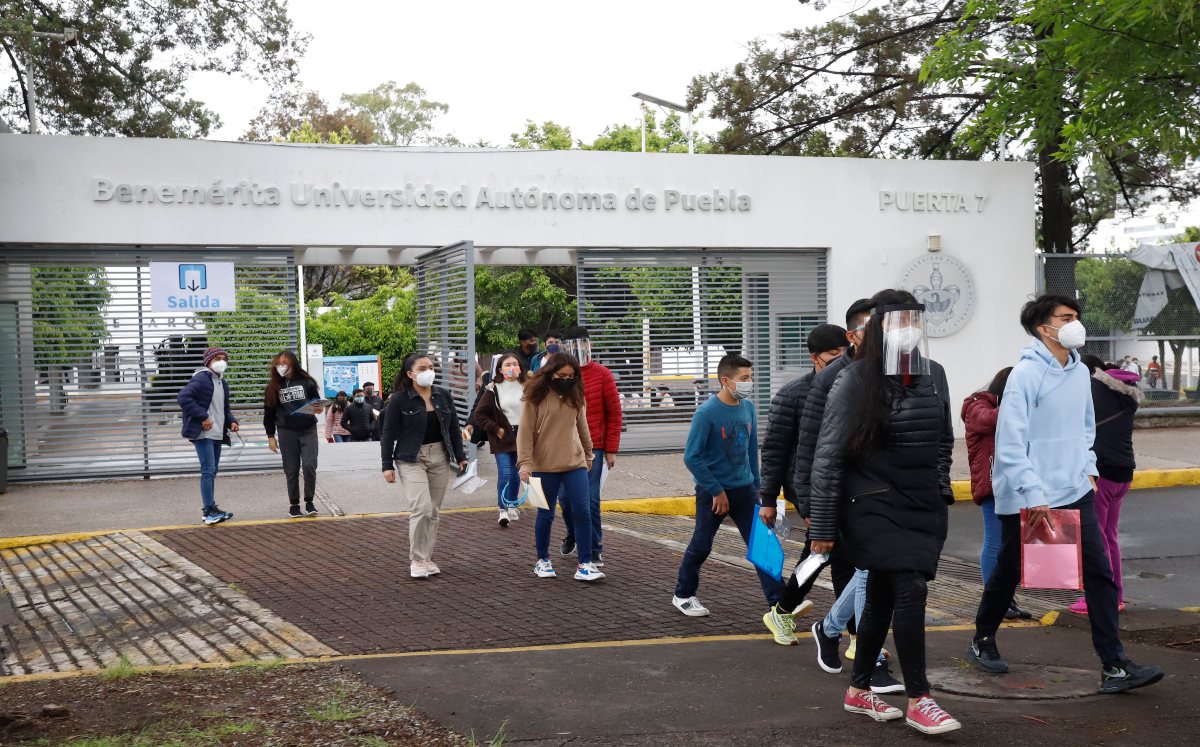 Regreso total a clases presenciales en la BUAP será en agosto