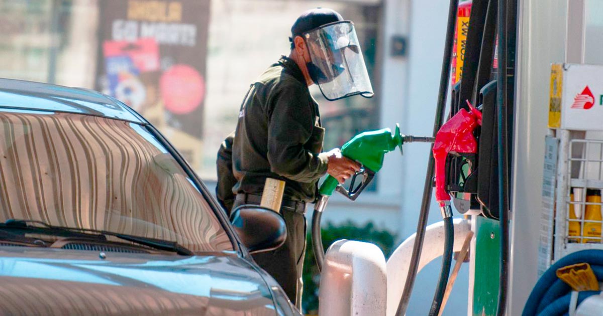 Corrigen decreto que suspendía estímulos fiscales a gasolinas; se mantienen el subsidio en frontera norte