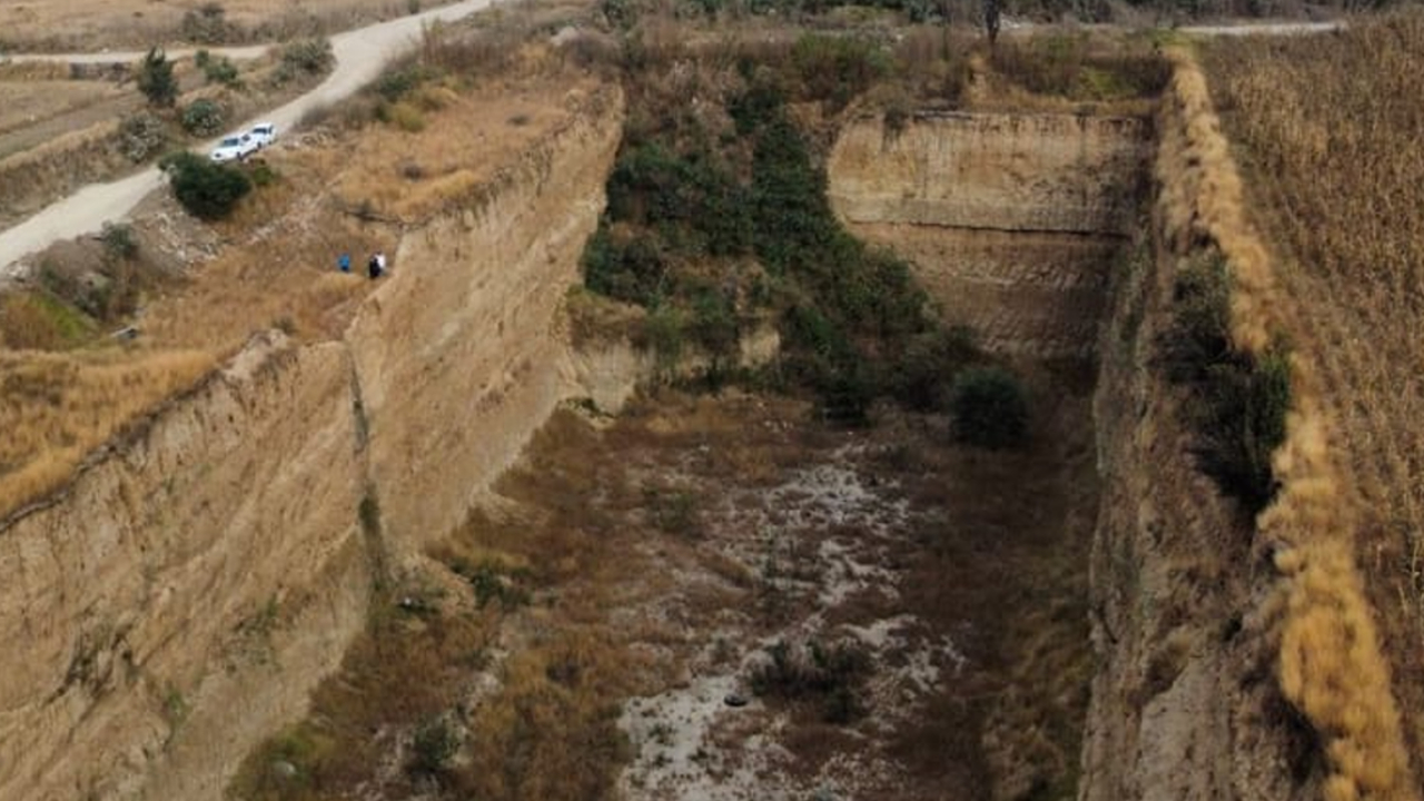 Frente Nacional de la Izquierda rechaza la idea de que se construya un Parque Ambiental en las inmediaciones del Socavón de Coronango 