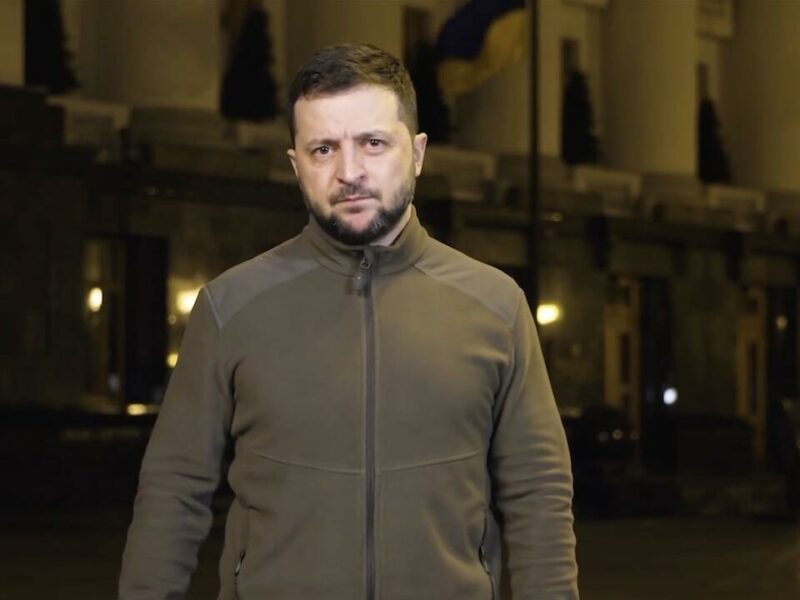 Presidente de Ucrania pide "respuesta mundial firme" tras masacre de civiles en Kramatorsk