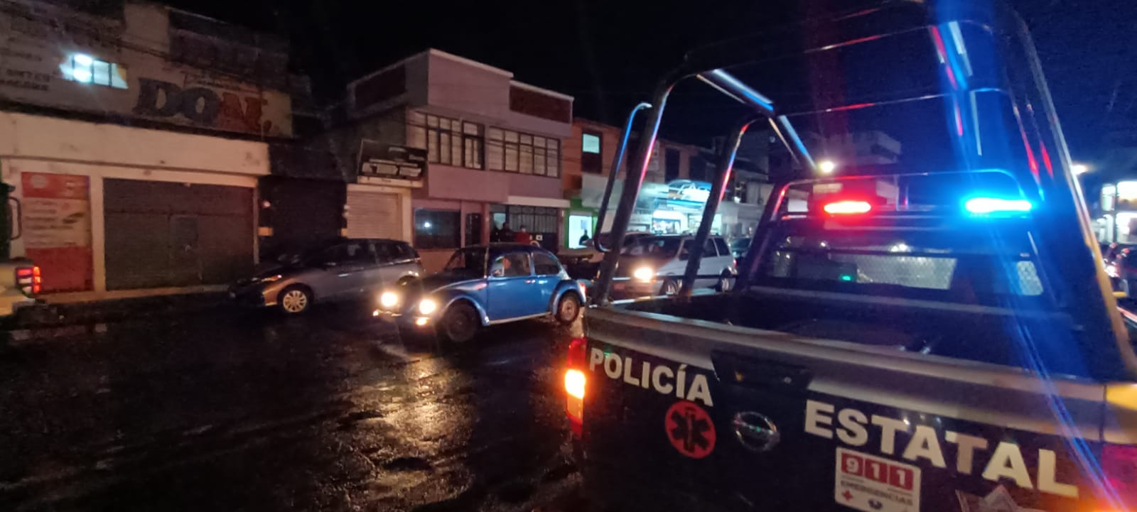 Fingen entregar ramo de flores y asaltan domicilio, en Apizaco