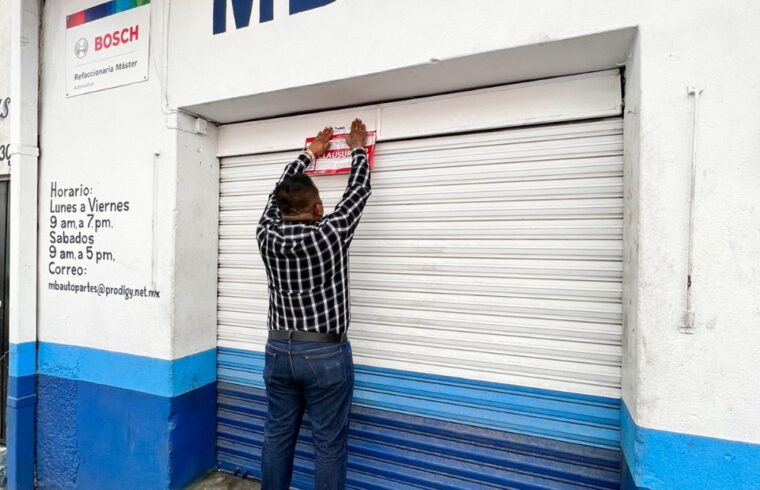 Clausuran 13 locales de la 46 Poniente por falta de documentación