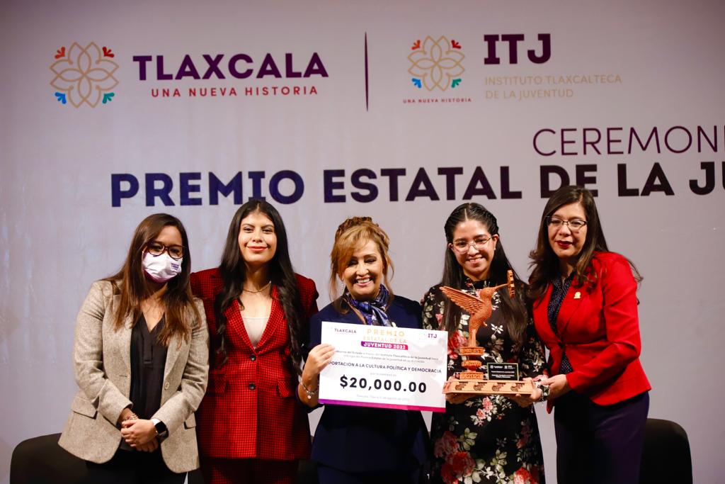 Nuestros jóvenes son agentes de cambio: Gobernadora Lorena Cuéllar