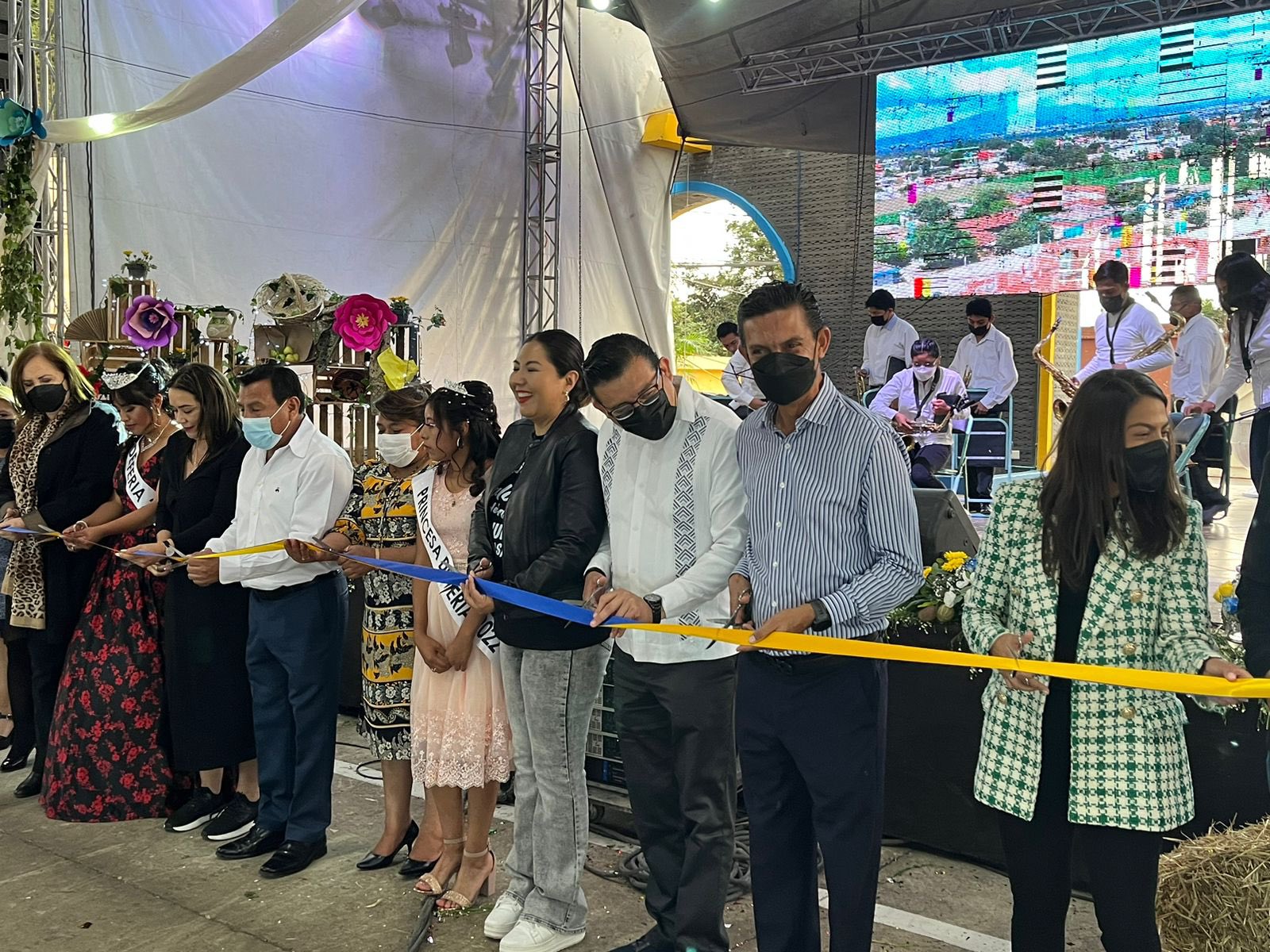 Sin contratiempos; fue inaugurada la Feria de Coronango 
