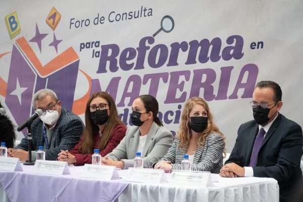 Con éxito se desarrolla foro de la consulta para la reforma educativa inclusiva en el Congreso