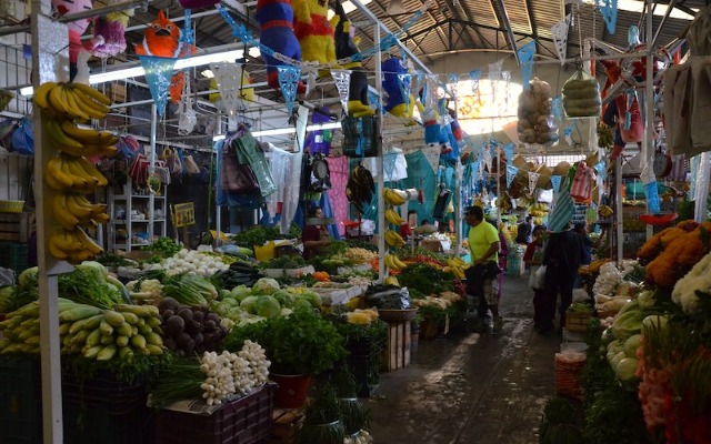 Plantean inversión entre gobierno estatal y Ayuntamiento de Puebla para mercados municipales