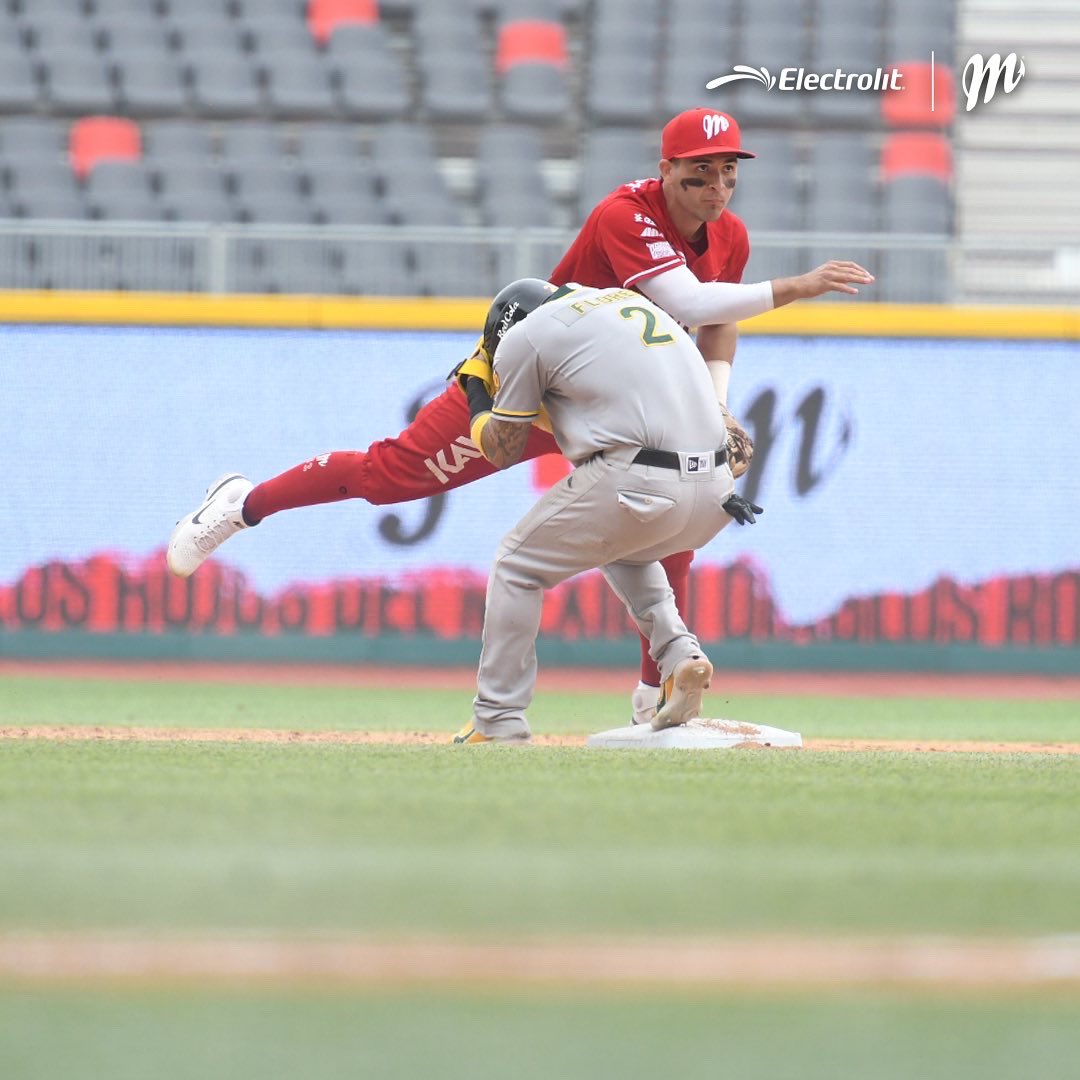 Pericos sucumbió en el arranque de la serie de playoffs ante Diablos 