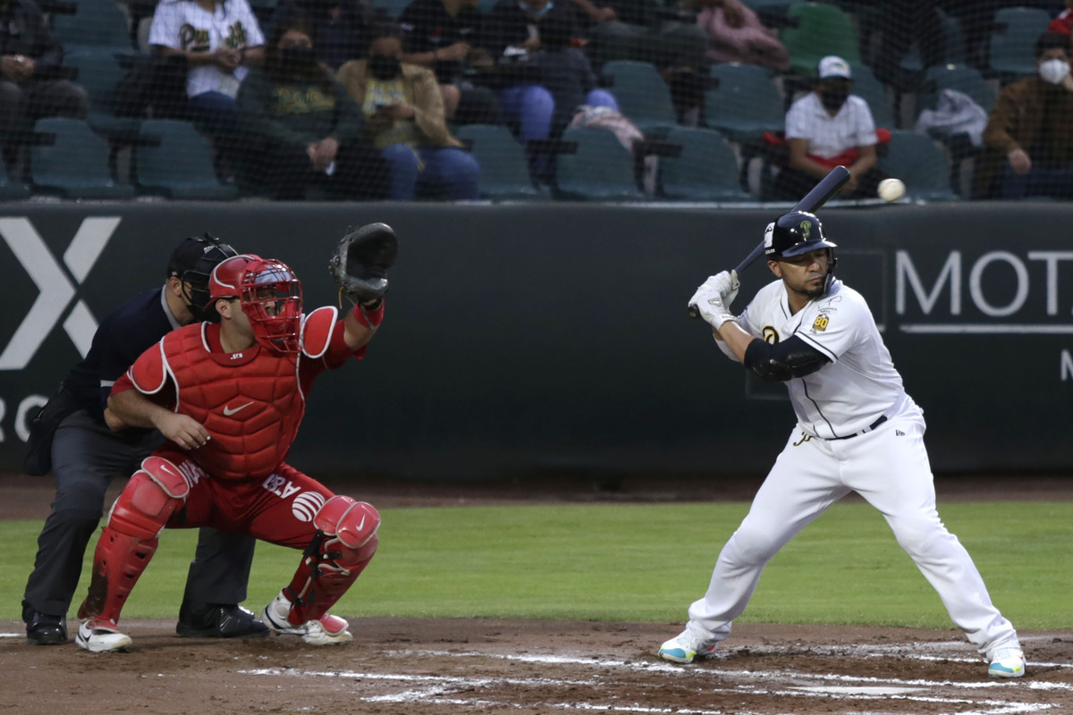 Arranca la serie semifinal entre Pericos y Diablos en el Alfredo Harp