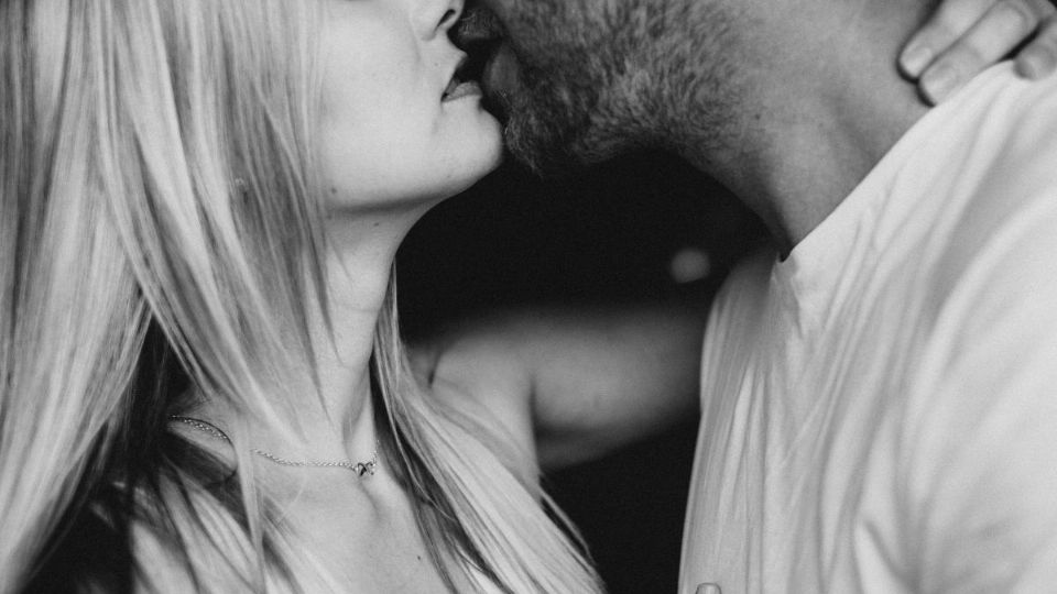 Conoce las desventajas y riesgos a la salud de tener relaciones sexuales todos los días