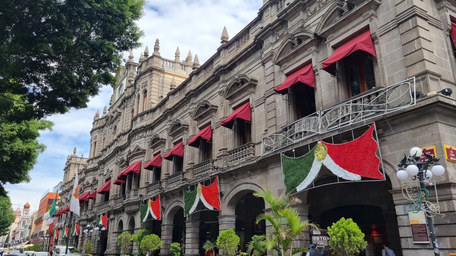 Ayuntamiento invita a disfrutar de las festividades patrias 