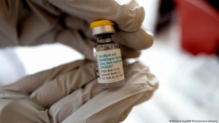 OPS firma acuerdo para distribución de vacunas contra viruela del mono en América Latina y el Caribe