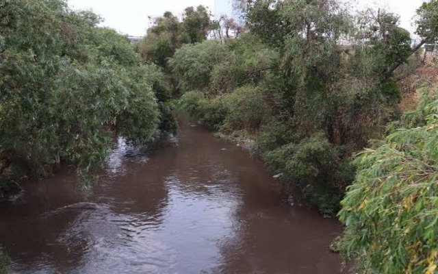 Afirma gobierno estatal que ya dio inicio la clausura de empresas que contaminan el Río Atoyac