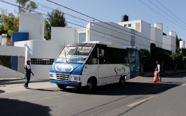 Cancelarán concesión a unidades del transporte público involucradas en accidentes viales, advierte Barbosa 
