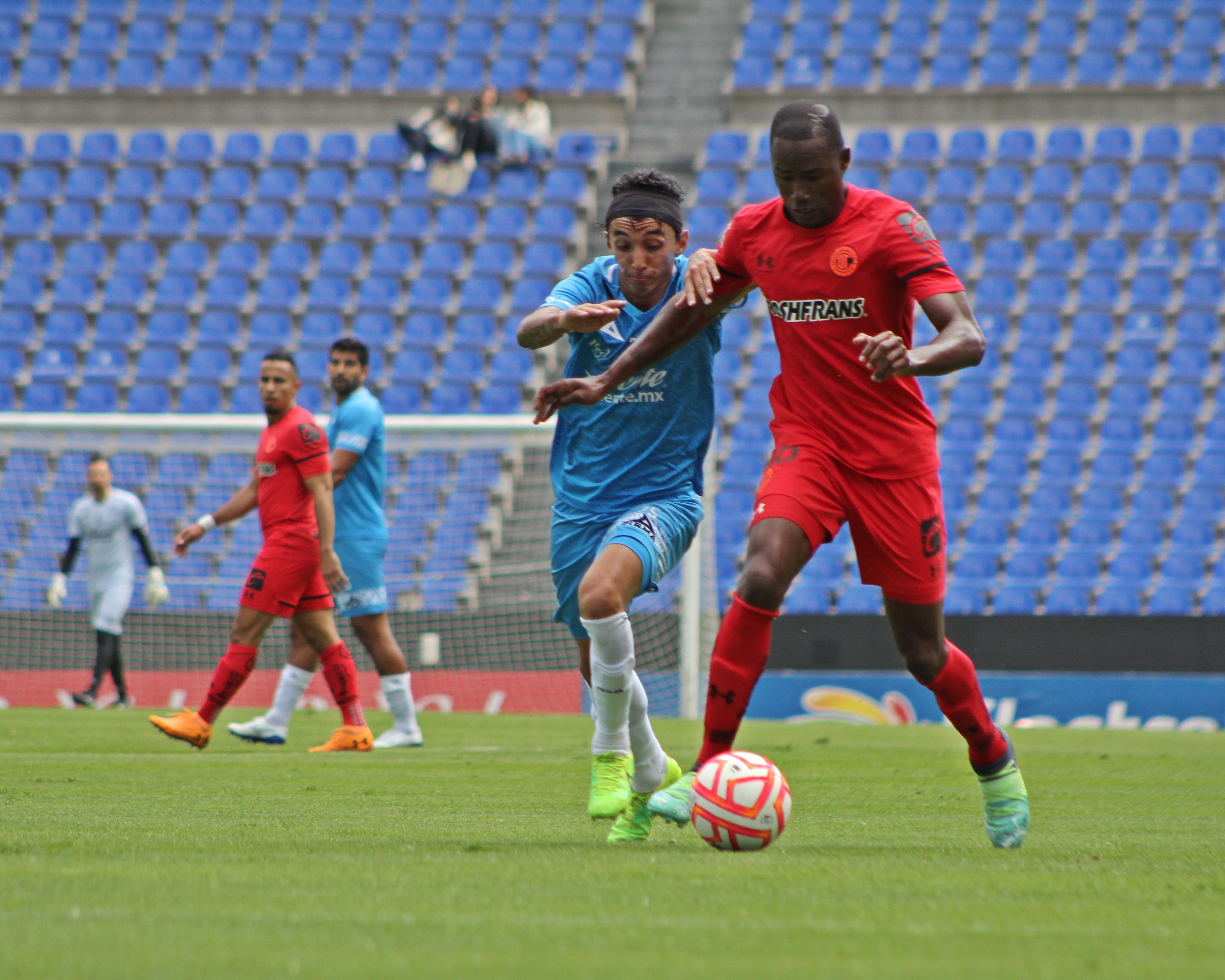 Omar Fernández podría regresar a las canchas ante Querétaro