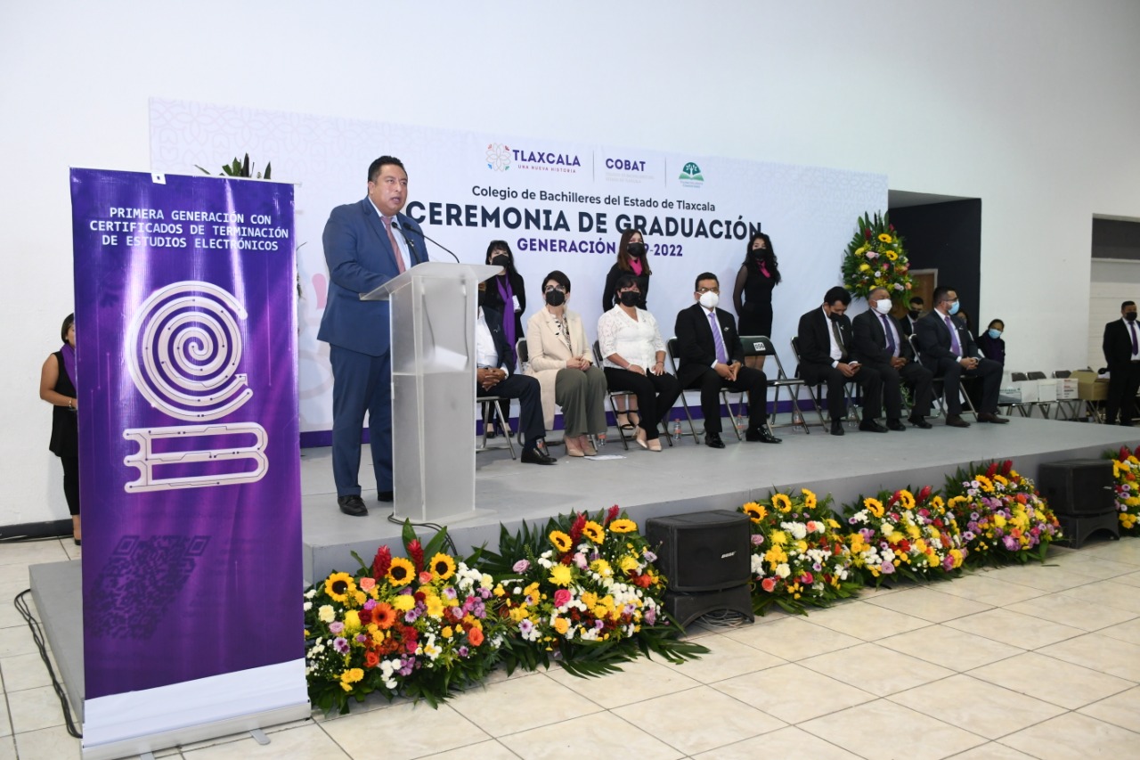 Celebra COBAT ceremonias de clausuras