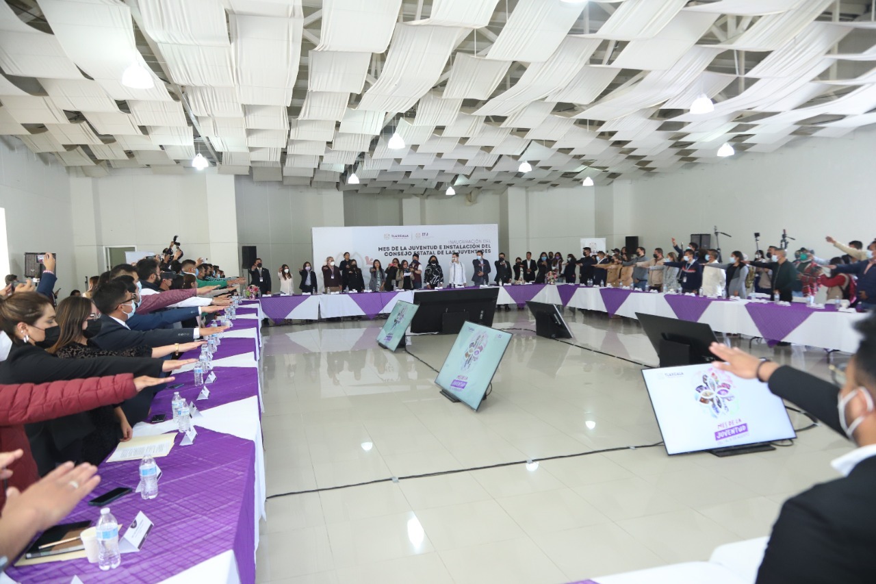 Refrendó Gobernadora Lorena Cuéllar respaldo a las juventudes del estado