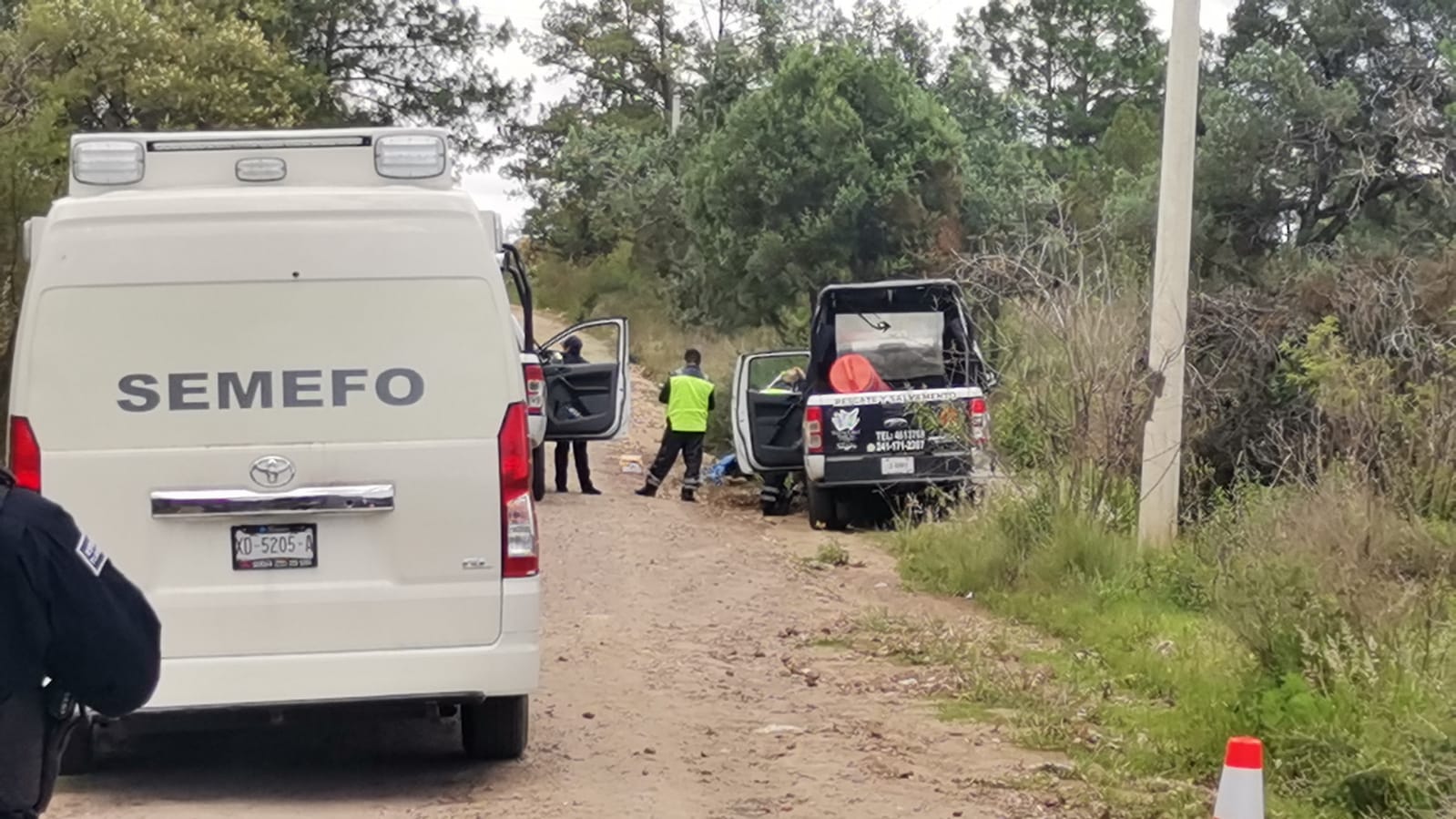 Con evidentes huellas de violencia hallan cadáver de un hombre, en Santa Cruz Tlaxcala