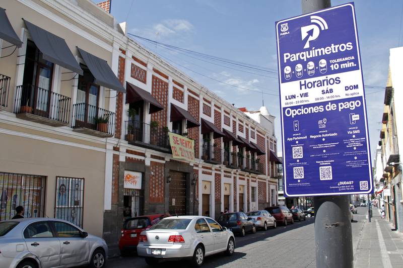 Ayuntamiento analiza cambios en sistema de parquímetros