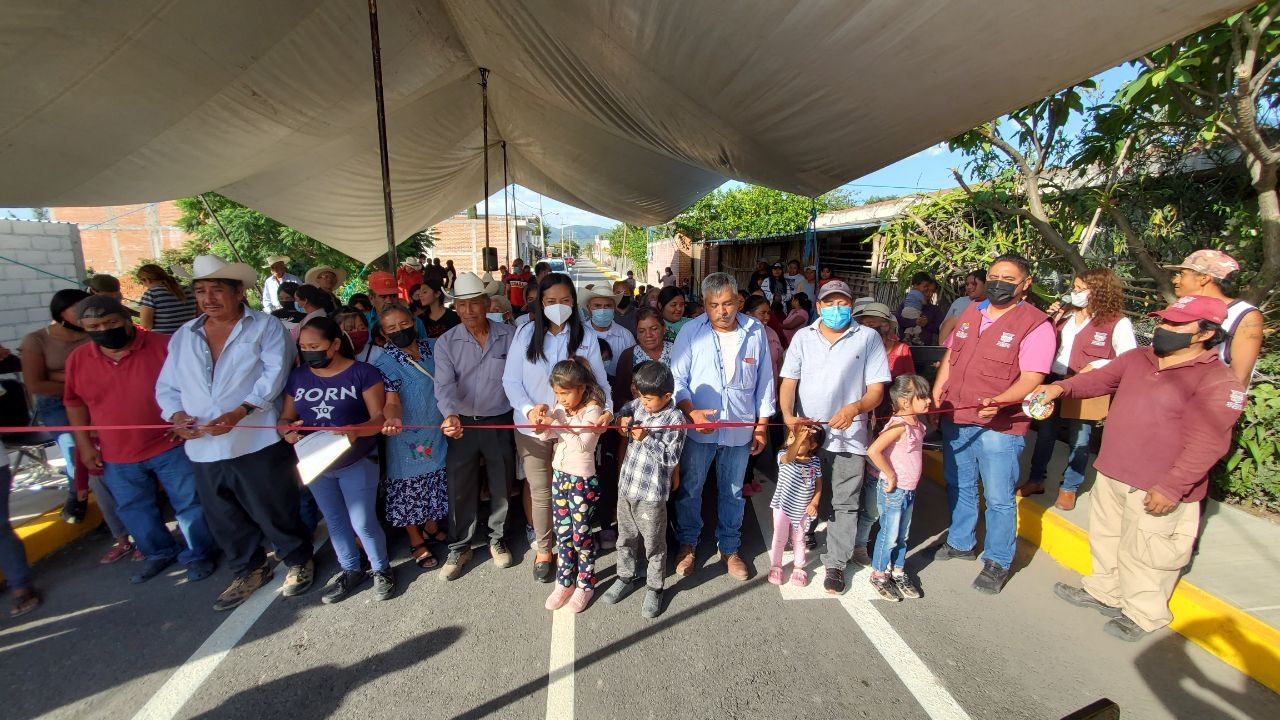 Continúa ayuntamiento de Atlixco con obras públicas mejorando los servicios en el municipio