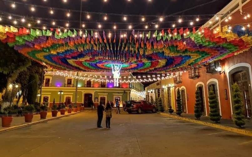 Celebra AHMET aumento de pernocta de turistas por feria de Huamantla