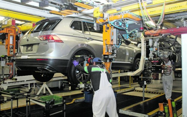 Afirma Barbosa que trabajadores de la Volkswagen tendrán mejor salario que cualquier otra planta automotriz