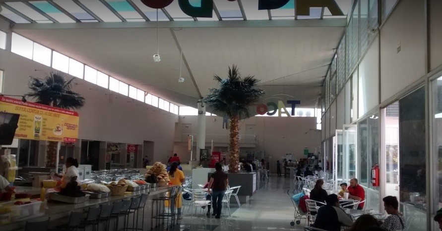 Pide Eduardo Rivera a ambulantes tomar espacios disponibles en Mercados de Sabores y el Carmen