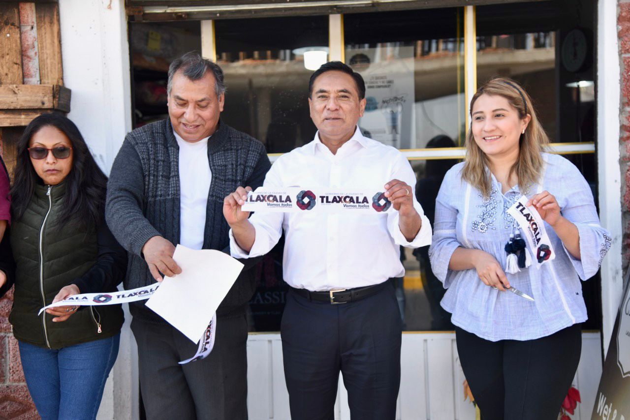 Alcalde de Tlaxcala Capital inaugura obra de ampliación eléctrica en Ocotlán