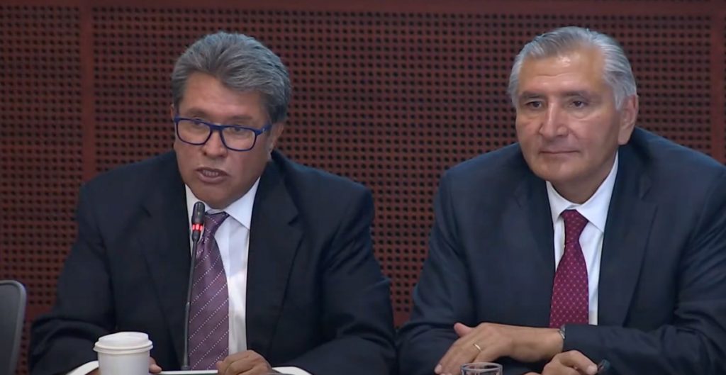 Se reúnen Adán Augusto López y Ricardo Monreal para revisar modificaciones al Plan B de reforma electoral 